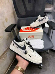 Nikee. Air Force 1 07 Violent Bear Joint Linen Being Black