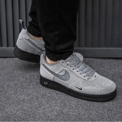 Nik e Airforce 1 Reflective Swoosh Grey
