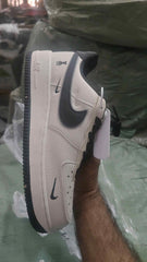 Nikee Airforce 1 07 Low Violent Bear Joint Linen Beige Black Sneaker