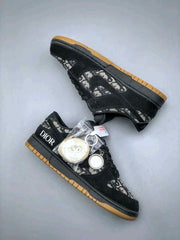 Nikee Sb Dunk X Diorr Sneakers