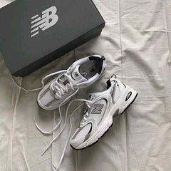 New Balanccee. 530 White Navy