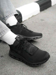 On Cloudnova 2 All Black