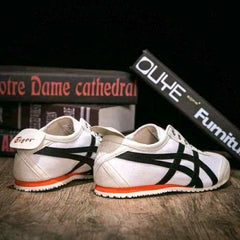 Onitsukaa Tigerr Mexico 66 Slip On White Black Orange 1004