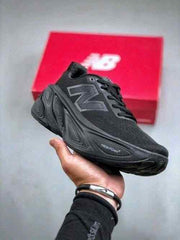 New Balancee Fresh Foam X More Evoz V5 Triple Black