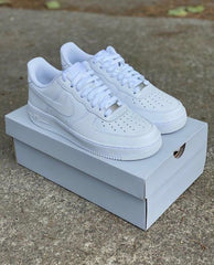 Nikee airforce 1 white pure leather for men no return