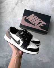 Air Jordan 1 Retro Low OG Mocha Semi UA