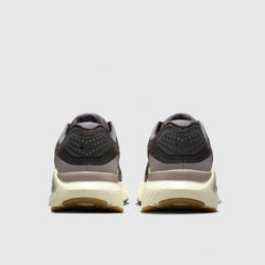 NikeStructure 26 Dark Ash and Black