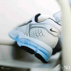 Nikee Zoom Vomero 5 White Pure Platinum Blue 2561
