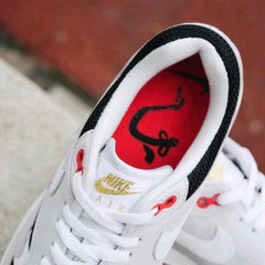 NIKE_AIRMAX_1_PLATINUM_WHITE_BLACK_RED