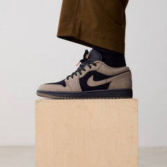 NIIKE AIR JORDA_N 1 LOW SE OLIVE GREY BLACK FIX