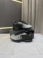 NIIKE AIR MAX 95 BIG BUBBLE X PALACE METALLIC SILVER FIX