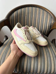 TRAVIS SCOTT X AIR JORDAN 1 LOW OG SHY PINK MENS SEMI UA FIX