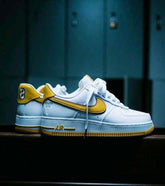 NIKEE AIRFORCE 1 KOBE BRYANT LAKERS HOME