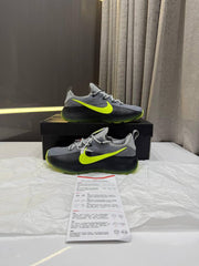 NIKKE LEBRON TR 1 SMOKE GREY VOLT FIX