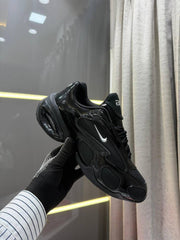 NIKKE AIR MAX MUSE TRIPLE BLACK FIX