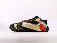New Balancee Minimus Trail Ice Studios Pristine
