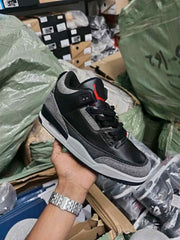 Nikee Levis x Air Jordan 3 Retro 660