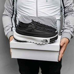 The North Facee Never Stop Lace Black White 1230