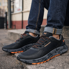 Under Armourr charged bandit trail 3 black orange