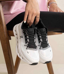 ON CLOUD Running TILT 2 0 BLACK IVORY