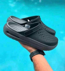 Croccss inmotion LiteRide Clogs Black Grey