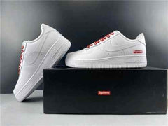 nikee airforce supreme white
