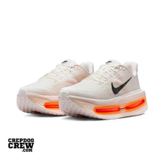 Nikee Vomero Premium Sail Coconut Milk 696