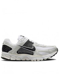 Nikee Zoom Vomero 5 White Black
