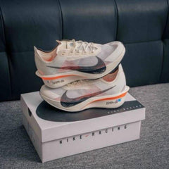 Nikkee Air zoom Vaporfly Next 4 cream black