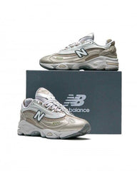 New Balancee M1000N Arid Stone Light Silver Metallic