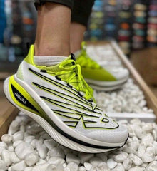 New Balancee FuelCell SC Elite V3 White Green 1110