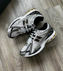 New Balancee 1906R Metallic Gold