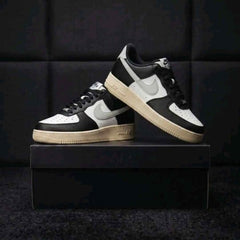 Nikee Airforce 1 07 Low White Light Silver Coconut Milk Black
