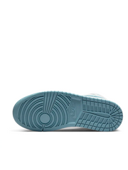 Air Jordan 1 Mid UNC 2022