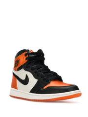 Nik e Air Jordan 1 High Shattered Backbord