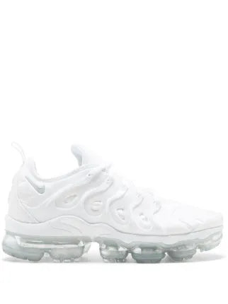 Nikee Vapormax Plus triple White
