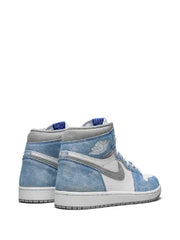 Nik e Air Jordan 1 Hyper Royal SEMI UA