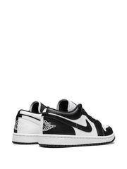 nikee Jordan 1 Low Panda Black White semi ua