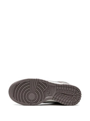 Nikee Sb Dunk Low Bone Beige