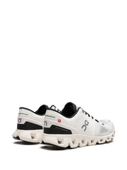 On Running Cloud X 3 lvory 279