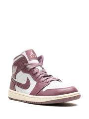 Nikee Air Jordan Retro 1 Pony Smokye 394