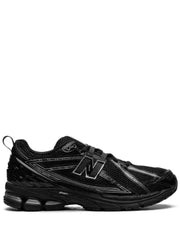 New Balancee 1906A Black Metallic 1032