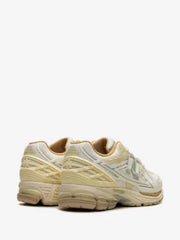 new balanccee 1906R Lunar New Year White