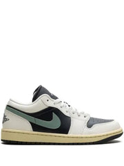 Nikee Air Jordan Retro 1 Low Jade Smoke