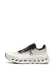 ON CLOUD TILT 2 0 BLACK IVORY 166