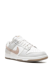 Nikee Dunk Low SE Phantom Khakhi 1064
