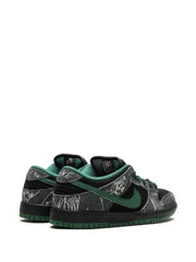 Nik.e sb dunk low there skateboard