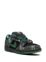 Nik.e sb dunk low there skateboard