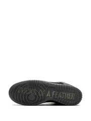 Nik.e sb dunk low duck of the feather black university 237