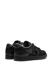 Nik ee sb dunk Low dunk of the feather black university